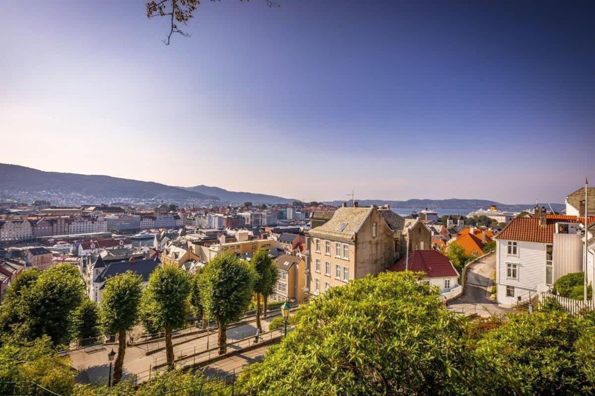 Dinbnb Apartments I 350M To Bryggen I Renovated 2023 I Quiet Top Apart Bergen Zewnętrze zdjęcie
